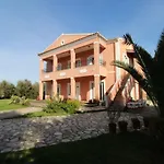Karoubis Studio